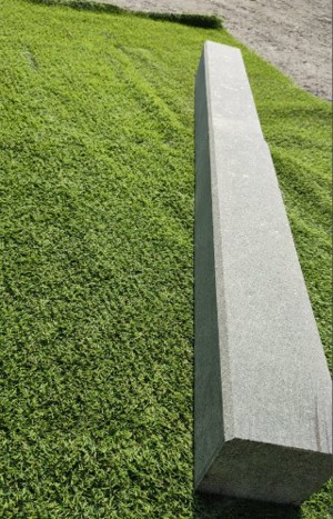 Bordura andezit pietonala