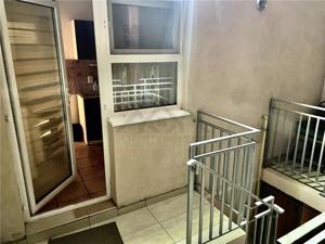 Apartament la curte, 2 camere, centrala proprie. - imagine 12