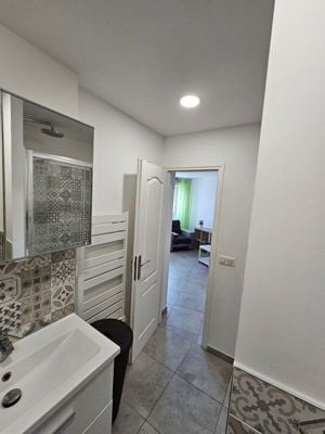 Apartament 3 camere zona Dristor - Rm Valcea - imagine 15