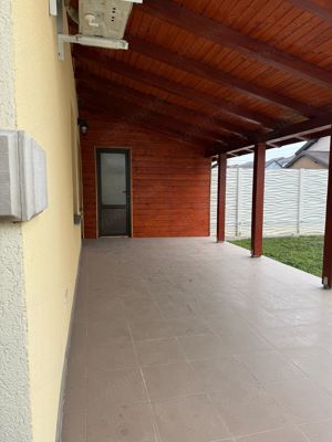 Casa de inchiriat cu 3 camere zona linistita GIROC - imagine 8