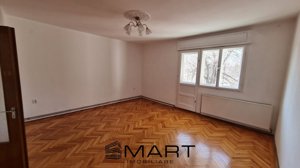 Apartament 3 camere zona Sub Arini - imagine 3