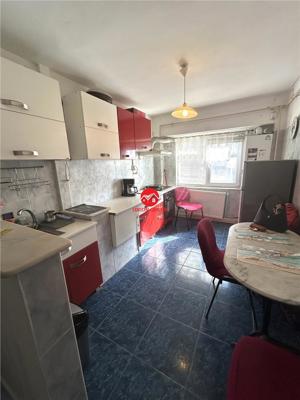 Apartament 3 camere, decomandat + loc de parcare, ICIL - imagine 7