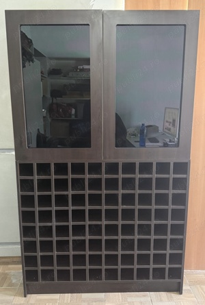 Dulap cu rafturi pentru bauturi; Vitrina cu depozitare pentru sticle