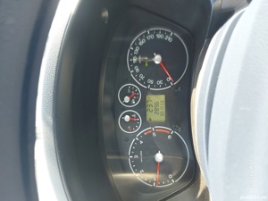 FORD Tourneo Connect 2012 - imagine 3