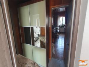 Apartament 3 camere,2 bai 2 balcoane Centrala proprie. - imagine 10