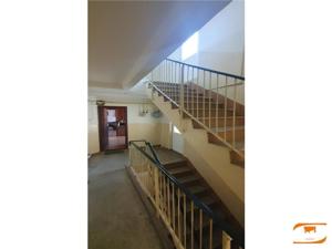 Apartament 3 camere,2 bai 2 balcoane Centrala proprie. - imagine 14