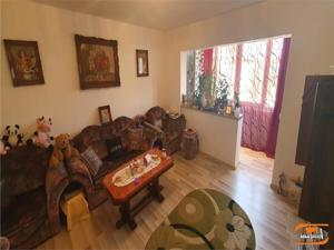 Apartament 3 camere,2 bai 2 balcoane Centrala proprie. - imagine 3