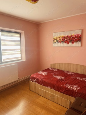 Inchiriez apartament cu 2 camere in zona INEL 2 - imagine 3