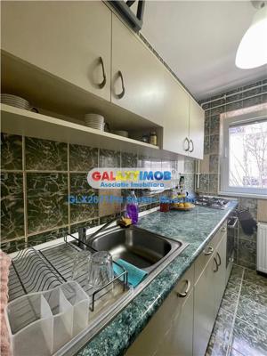 VANZARE APARTAMENT 3 CAMERE-MOBILAT SI UTILAT-MALU ROSU PLOIESTI - imagine 9