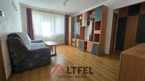 Apartament cu 3 camere de inchiriat pe Aleea Biruintei