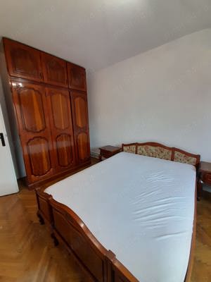 Inchiriez apartament cu 3 camere zona Calea Sagului - imagine 4