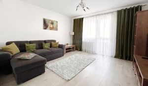 Apartament spatios- Zona Tractorul