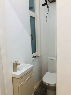 Apartament cu 3 camere parter inalt la un minut de Colegiu Banatean - imagine 2