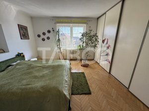 Casa individuala + un apartament 2 fronturi si teren 584 mp Turnisor - imagine 6