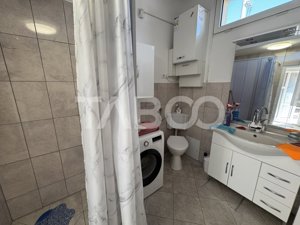 Casa individuala + un apartament 2 fronturi si teren 584 mp Turnisor - imagine 19