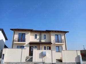 Duplex 4 camere in Salacaz - imagine 2