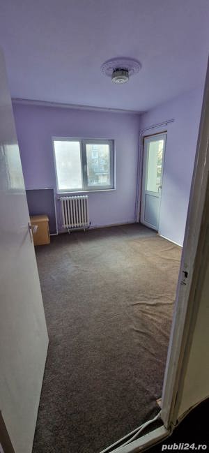 Apartament 4 camere, zona Astoria, etaj 2 - imagine 3