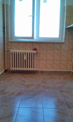 Apartament 3 camere semidecomandat 8/9, anvelopat, Militari, Gorjuluii - imagine 5