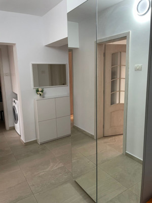 Apartament 3 camere decomandat, 7/9  Hotel Horoscop, Piata Unirii. - imagine 18