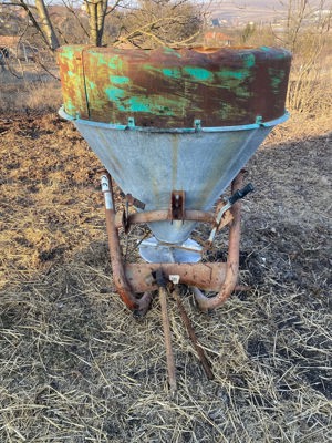 Vand mig de imprastiat ingrasamant chimic 600 L - imagine 3