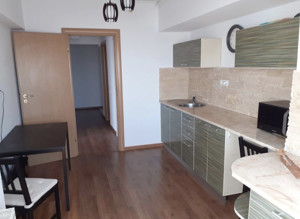 Apartament 2 camere decomandat 4/15, piscina ,parcare, Ansamblul Primăvara. - imagine 3