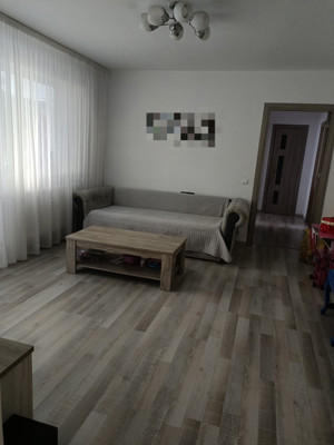 Apartament 3 camere, etaj 2/9, bloc anvelopat/ Piata Veteranilor