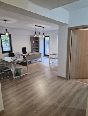  Apartament 4 camere cu terasa si gradina, doua locuri de parcare/ Banu Manta