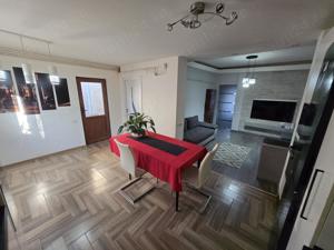 Vand  casa girocului 200000 euro - imagine 2