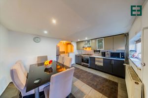 Casă 4 camere și 1314 mp Teren - Aradul Nou - Arad - imagine 14