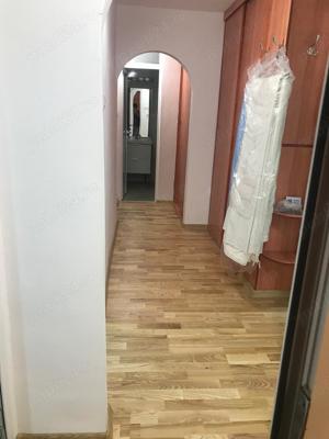 Vand apartament 4 camere cu garaj cu CF si boxa Zorilor Cluj renovat recent - imagine 9