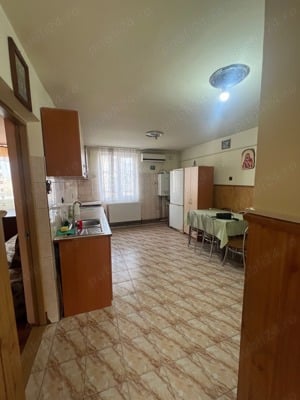 Apartament cu 3 camere centrala proprie Sagului Turist - imagine 12