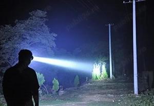 Lanterna frontala led tip laser puternica zoom raza 300metri cu acumulator incarcare usb