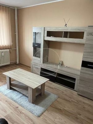 Apartament de 2 camere Piata Bobocica