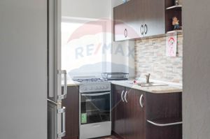 Casă de vânzare zona Bratca, 5 camere, 12 375 teren - imagine 5