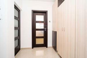 Apartament cu 3 camere de vânzare în zona Nicolina - imagine 11