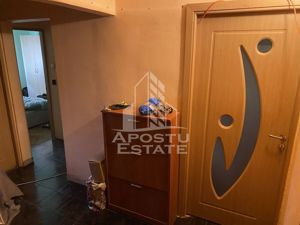 Apartament 3 camere, decomandat cu garaj, zona calea Lipovei - imagine 5