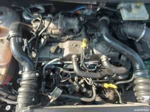 FORD Tourneo Connect 2012 - imagine 6