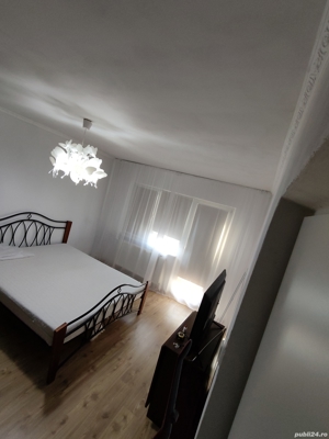 Proprietar vand apartament 3 camere - imagine 3