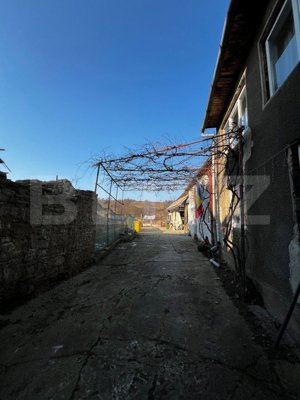 Casa de vanzare, cu 5 camere, 200 mp, Livezile - imagine 18