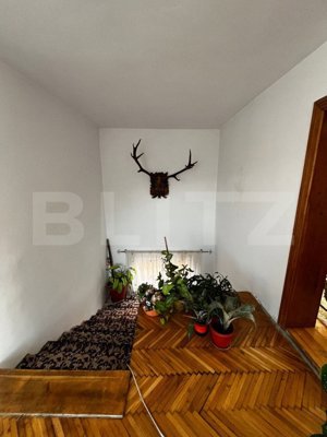 Casa de vanzare, cu 5 camere, 200 mp, Livezile - imagine 15