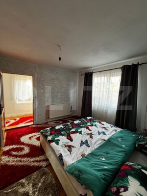 Casa de vanzare, cu 5 camere, 200 mp, Livezile - imagine 11