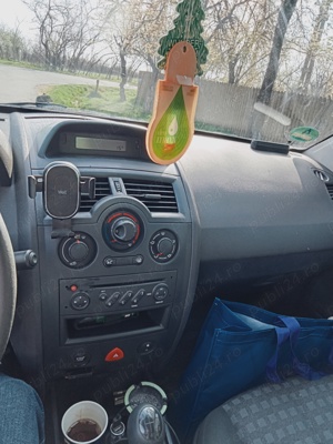 Vînd Renault Megan  - imagine 4