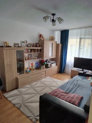 PF vând apartament cu două camere  - imagine 2