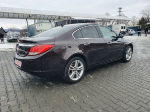 Opel Insignia Cosmo+(extra full), bi-xenon, piele, NAV, înmatriculată RO cu numere negre 14.03.2025 - imagine 5