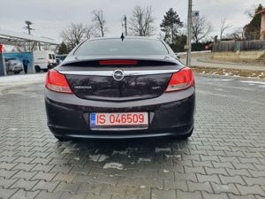 Opel Insignia Cosmo+(extra full), bi-xenon, piele, NAV, înmatriculată RO cu numere negre 14.03.2025 - imagine 4
