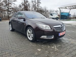 Opel Insignia Cosmo+(extra full), bi-xenon, piele, NAV, înmatriculată RO cu numere negre 14.03.2025 - imagine 2