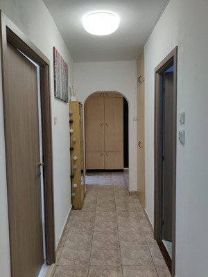 Apartament cu 2 camere, decomandat, bloc din 1978, et 4 /Vitan - Stadion Olimpia - imagine 15