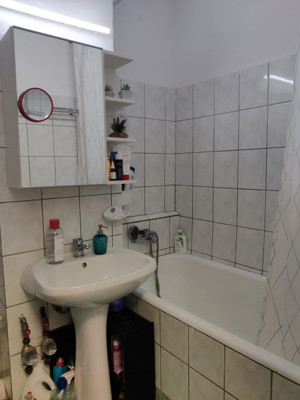 Apartament cu 2 camere, decomandat, bloc din 1978, et 4 /Vitan - Stadion Olimpia - imagine 17