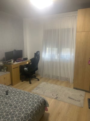 Apartament cu 4 camere, decomandat, centrala, bl 1987, Basarabia / Chișinău - imagine 3