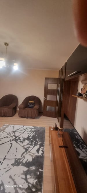 Apartament cu 3 camere, decomandat, et 4/4, Titan/Burniței - imagine 2